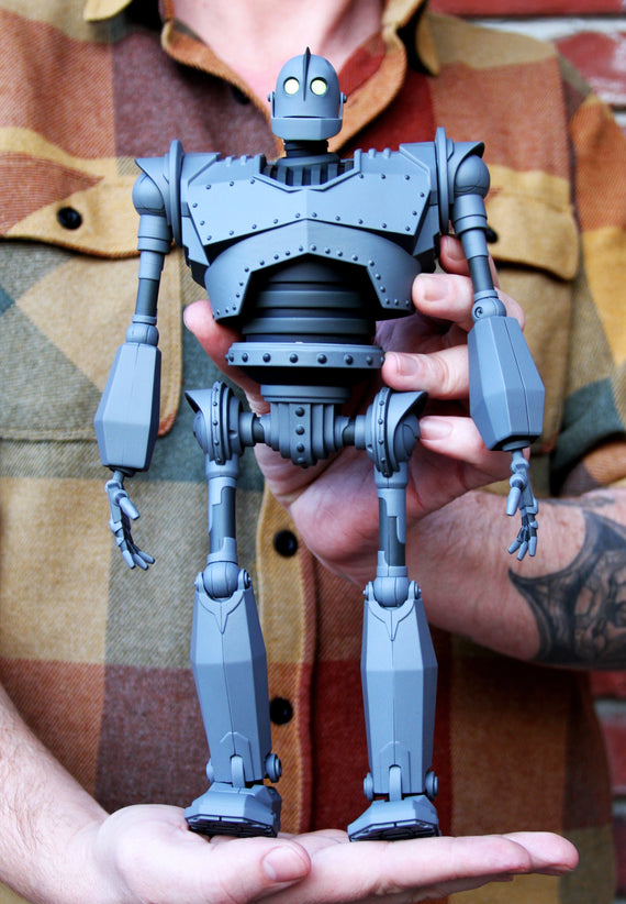 Iron Giant MONDO MECHA Figure