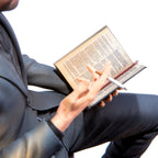 PREACHER: Jesse Custer Statue