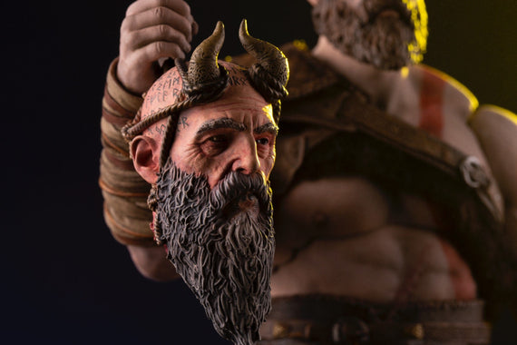 God Of War – Kratos 1/6 Scale Deluxe Figure Exclusive