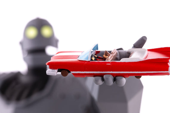 Iron Giant MONDO MECHA Figure Exclusive