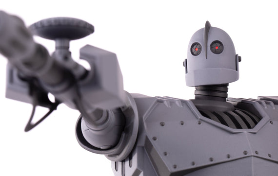 Iron Giant MONDO MECHA Figure