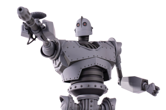 Iron Giant MONDO MECHA Figure