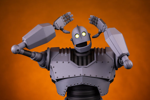 Iron Giant MONDO MECHA Figure