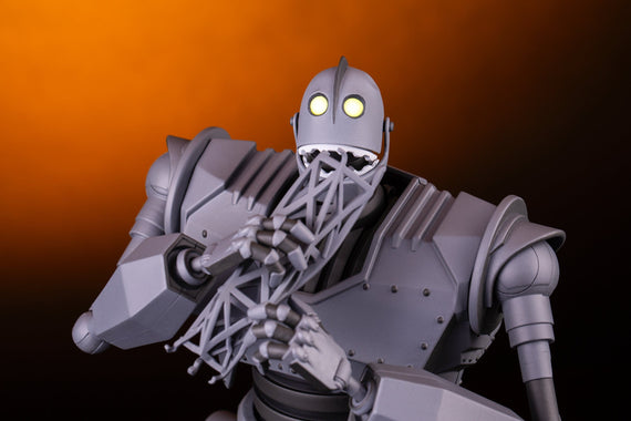 Iron Giant MONDO MECHA Figure