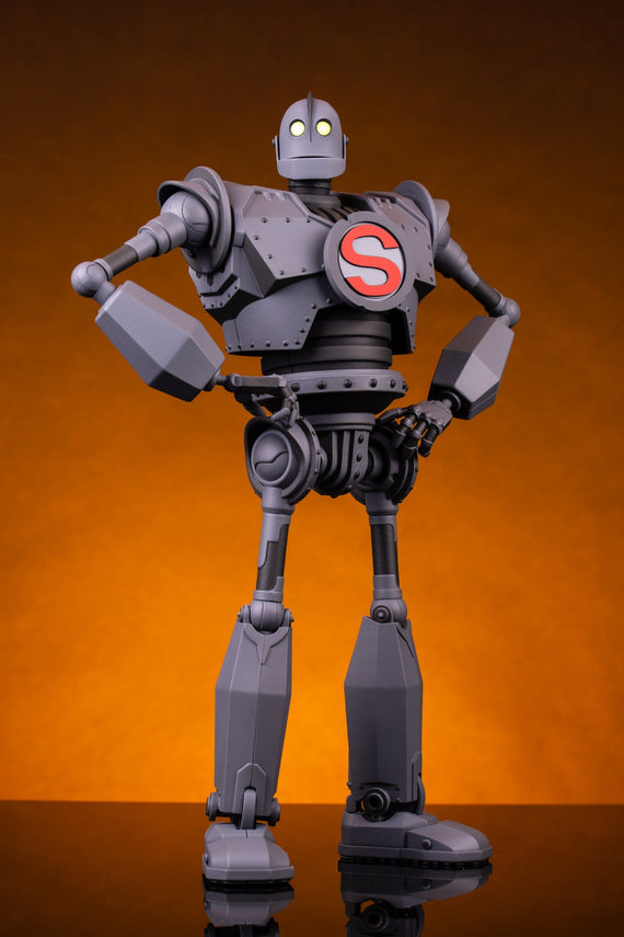 Iron Giant MONDO MECHA Figure