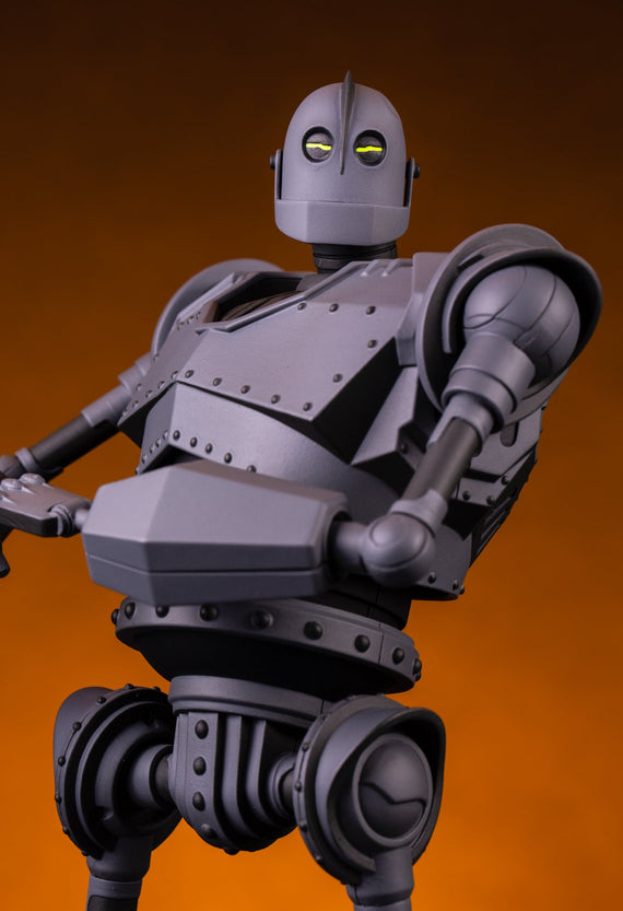 Iron Giant MONDO MECHA Figure