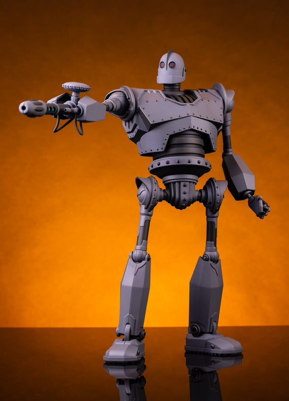 Iron Giant MONDO MECHA Figure