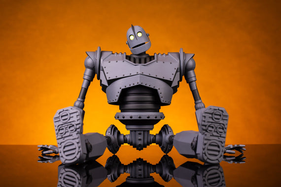 Iron Giant MONDO MECHA Figure