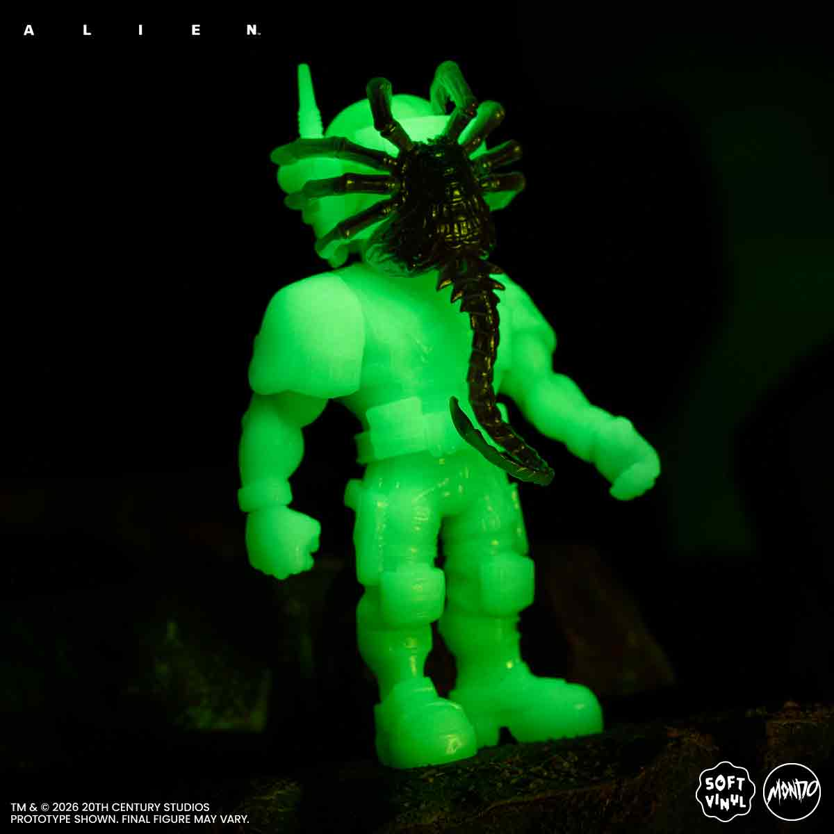 Aliens - Mantis Alien Soft Vinyl Figure - Cherry Blossom Glow in