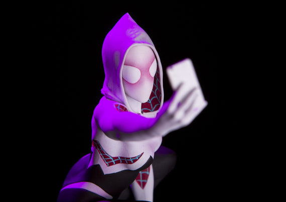 Spider-Man – Spider-Gwen Statue Exclusive