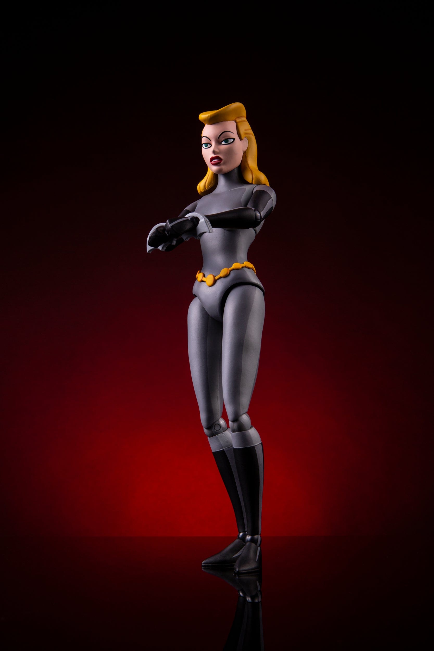 MONDO hotsell EXCLUSIVE 1:6 Catwoman BTAS in GC!! RARE!!