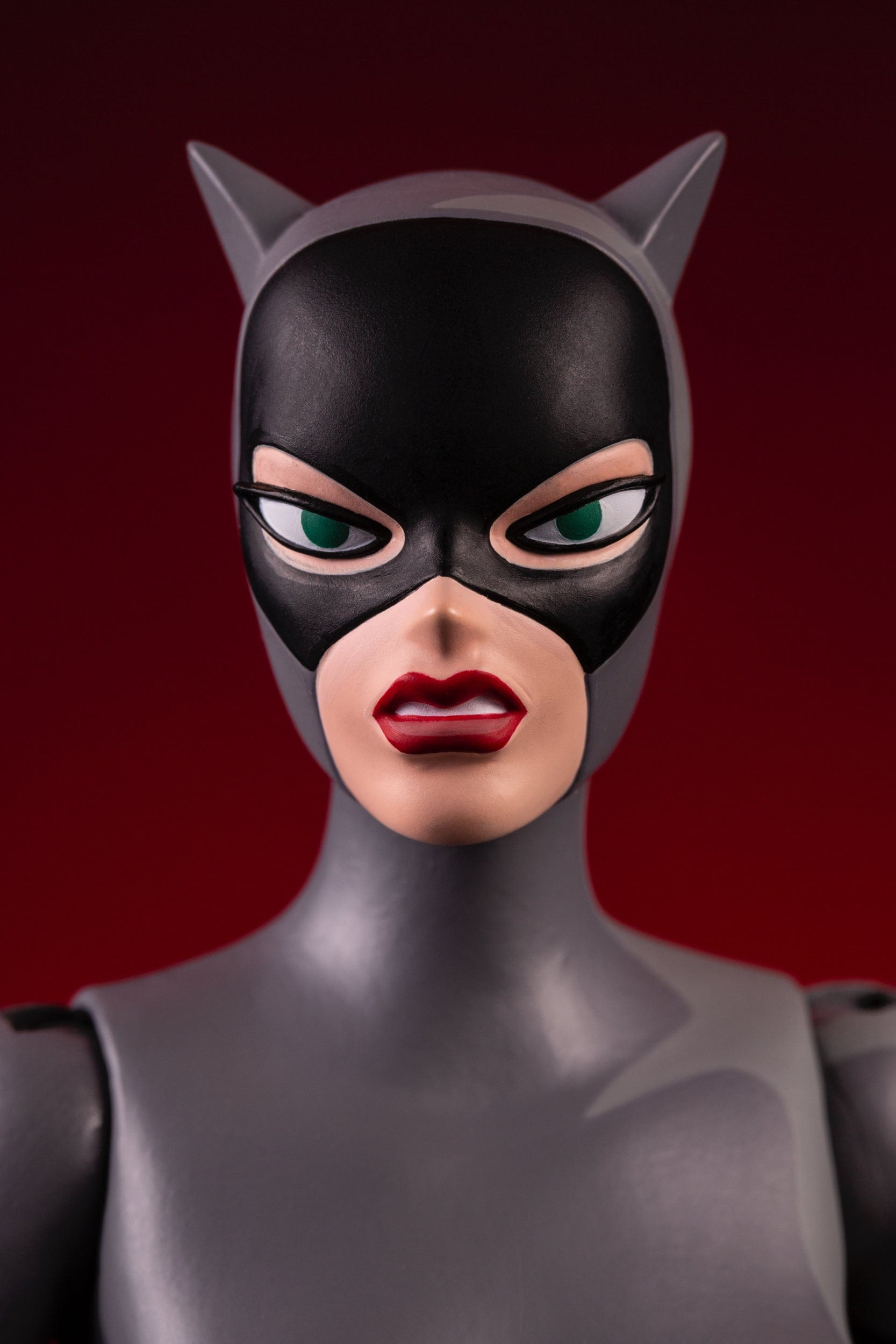 Batman: The Animated Series - Catwoman 1/6 Scale Figure - Mondo Exclus